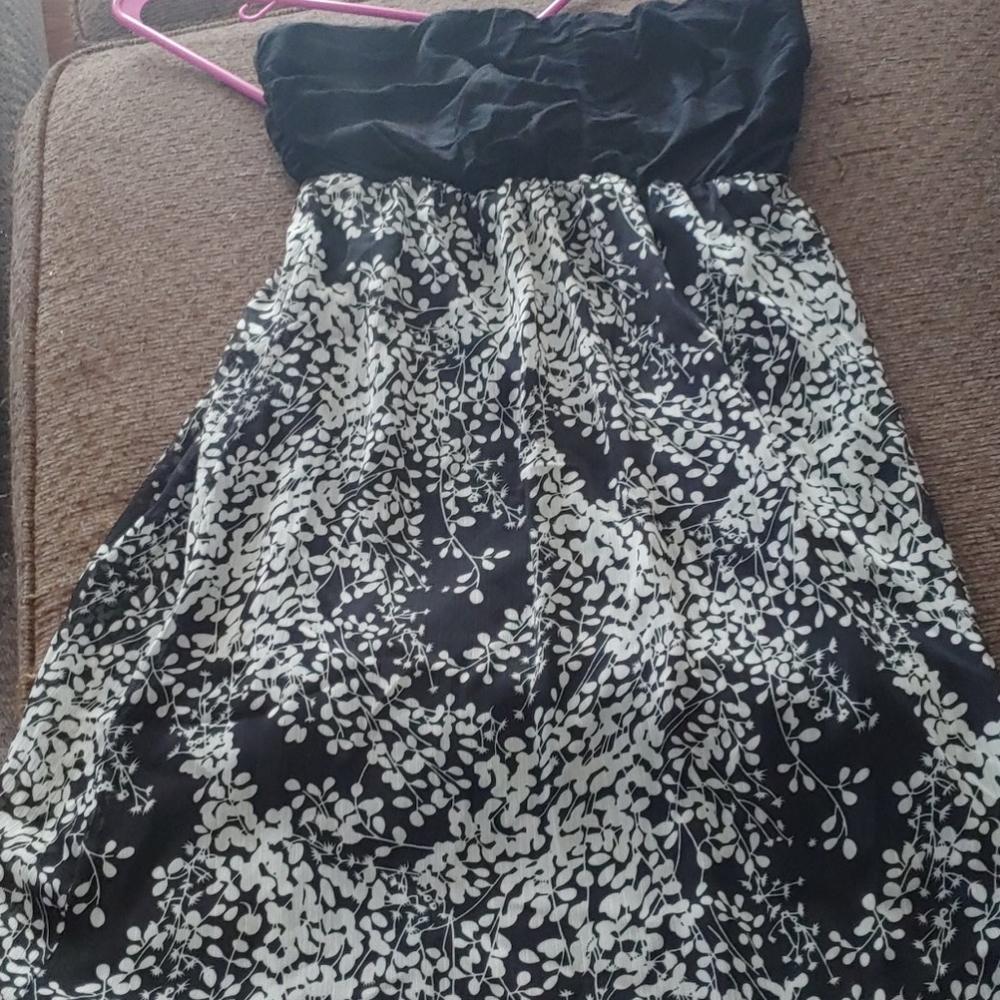 Strapless dress